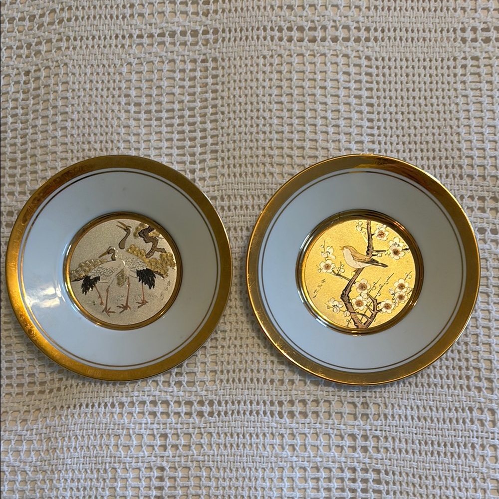 Vintage Hamilton Collection Elegant Gold and White Wall Plates